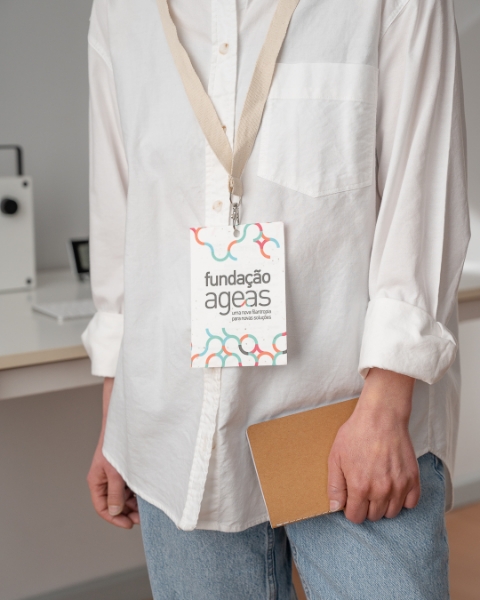 Imagem de Credencial | Badge em papel com sementes